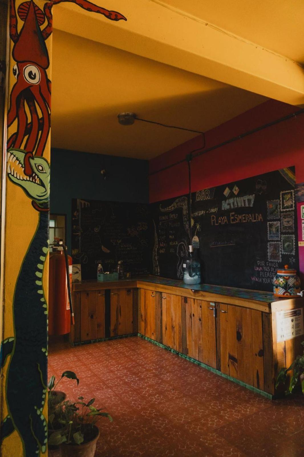 Casa Kraken Hostel Puerto Vallarta Bagian luar foto